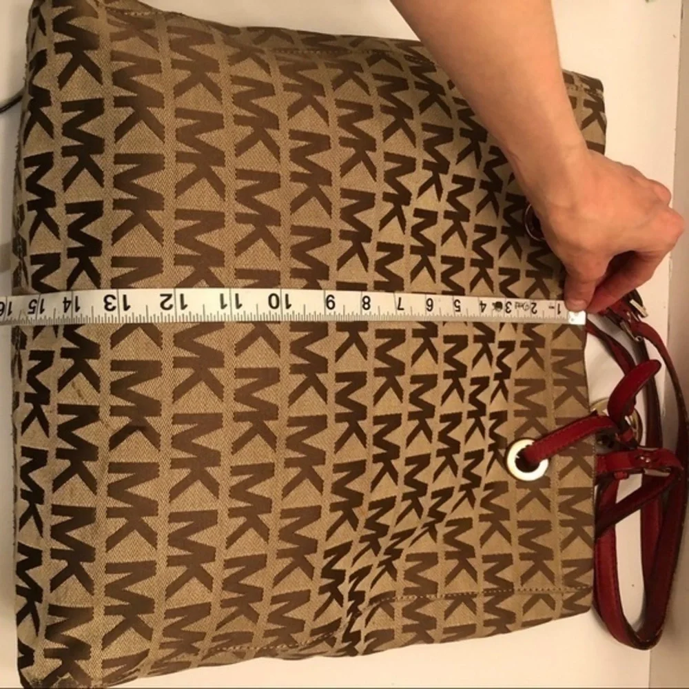 Michael kors brown monogram signature tote bag